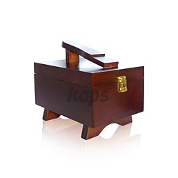 Dřevěná skříňka na doplňky k botám