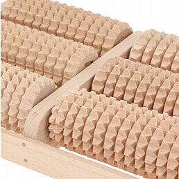 Dřevěný masážní strojek na chodidla B Triple, 28 x 18 x 7 cm - Náhled
