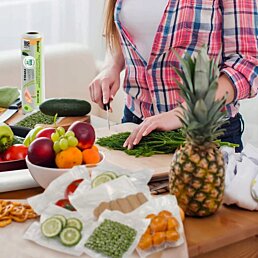 Potravinářská vakuová fólie do vakuové svářečky, 15 cm x 6 m - Náhled