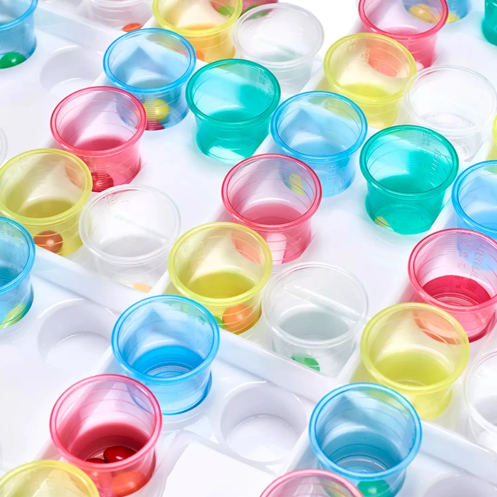 Plastový kelímek na dávkování léků 30 ml